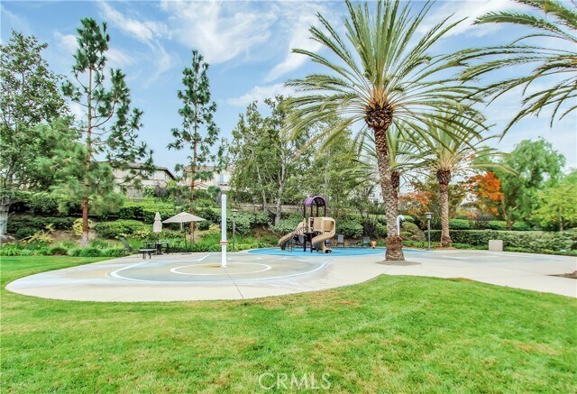 Building Photo - 15 Platinum Cir