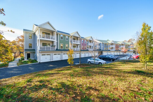 Primary Photo - 401 Albany Turnpike