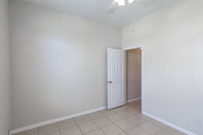Building Photo - Single Story 3 Bedroom Summerlin Home