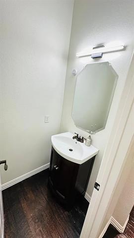 Building Photo - 2472 Greymoore Dr