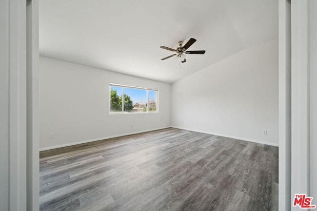 Building Photo - 3702 Las Palmas Ave