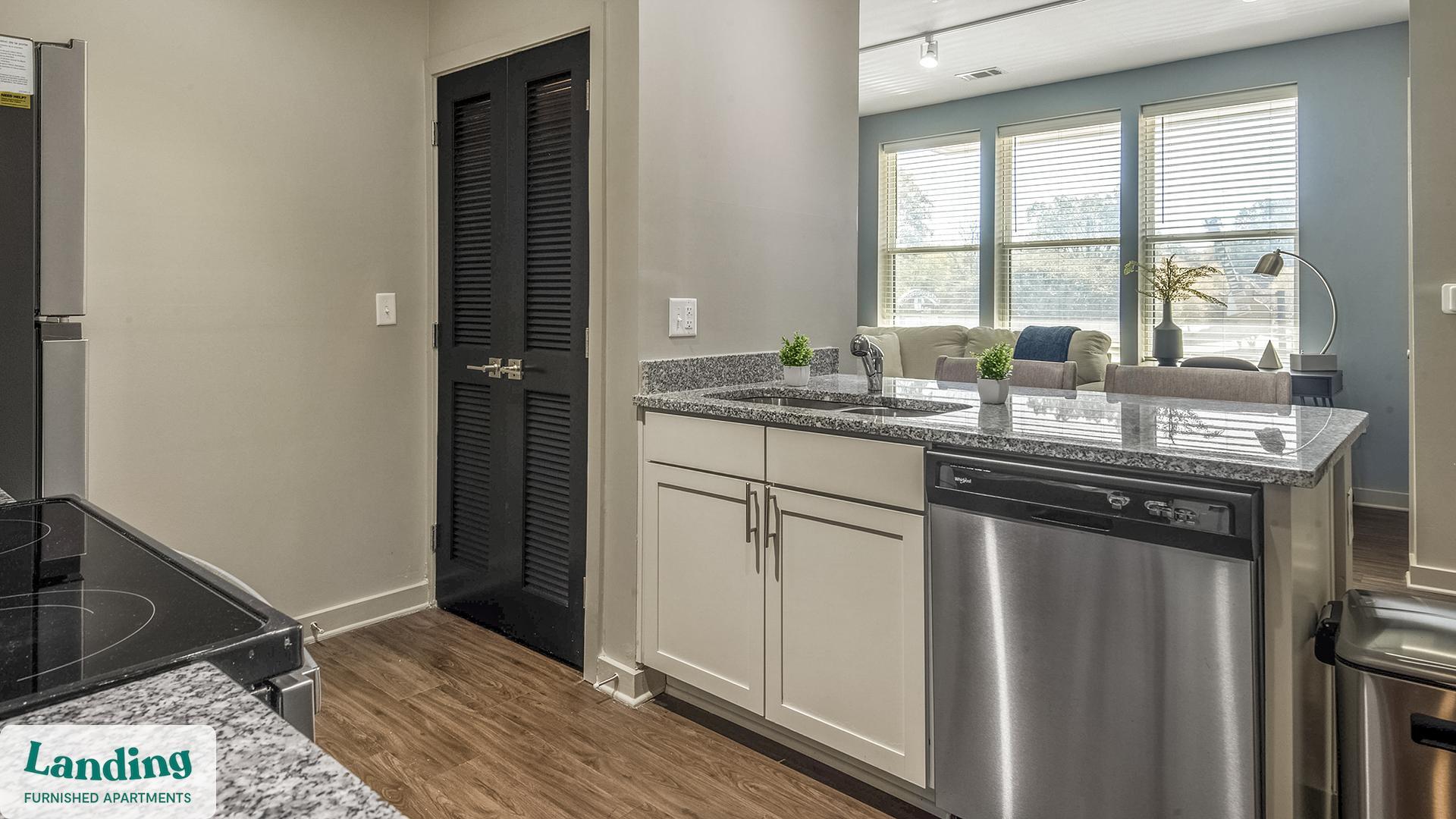 Building Photo - 1544 Madison Ave