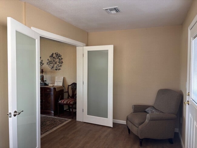 Building Photo - Perfect Vacation Home in a  45+ Active Adult Community! Available May through November 2026!