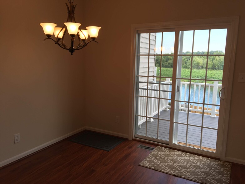 Building Photo - 10206 Osage Dr