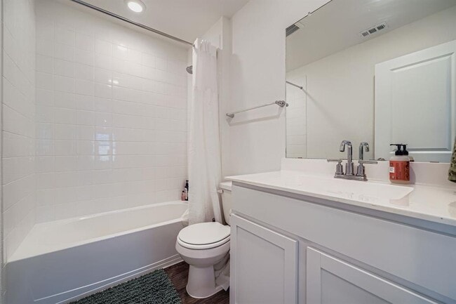 Building Photo - 18421 Cremello Dr