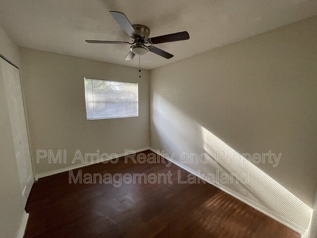 Building Photo - 2526 Edmond Cir