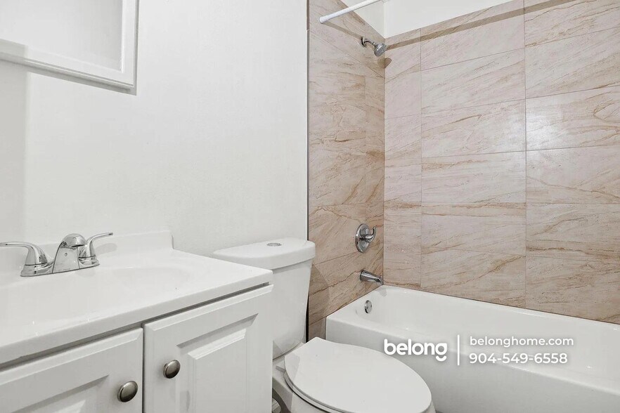 Building Photo - 1995 W 4th St