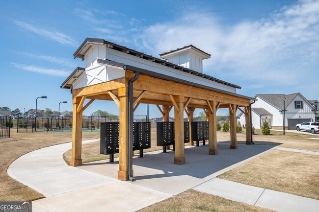 Building Photo - 729 Glenside Dr