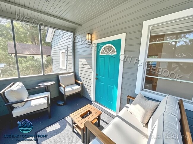 Building Photo - Amazing 4 bedroom / 1 bathroom home available!