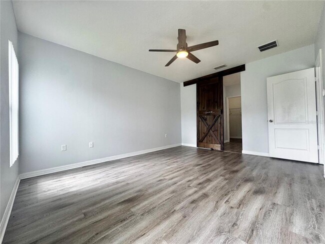 Building Photo - 3169 Queen Alexandria Dr