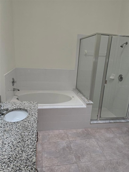 Building Photo - 2310 Walnut Canyon Dr