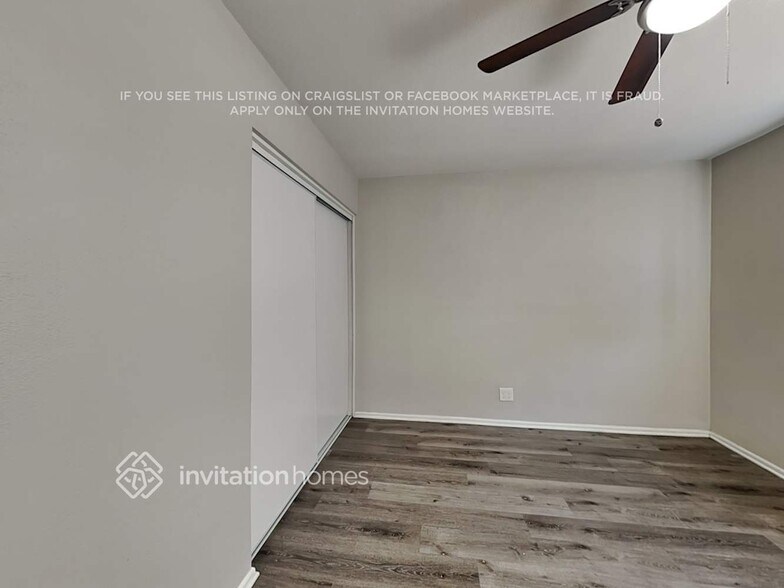 Building Photo - 12639 N 30th Ave