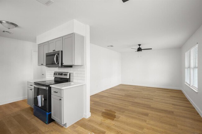 Building Photo - 1317 Mckie Cove