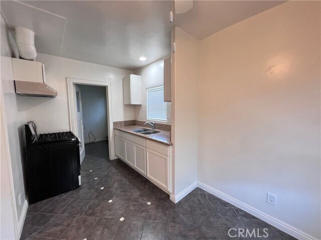 Building Photo - 3850 2nd St