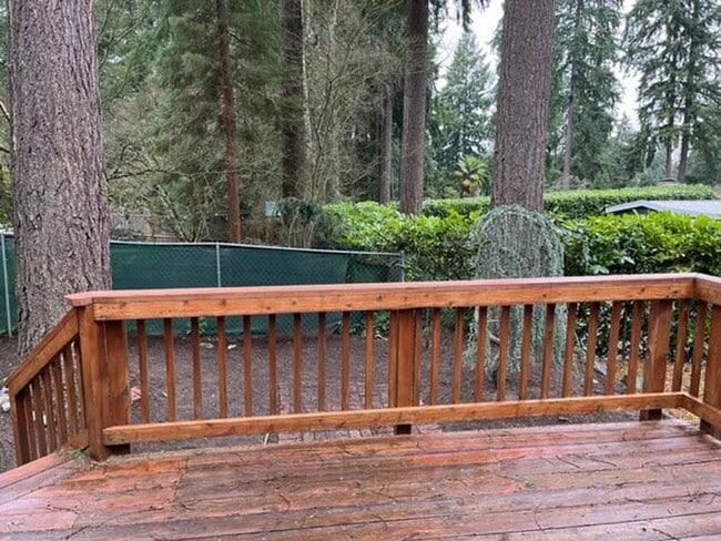 Building Photo - 15114 SE 18th St