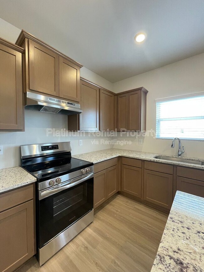 Building Photo - 74 Hampton Rdge Wy