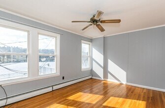 Building Photo - 7 High St Pl