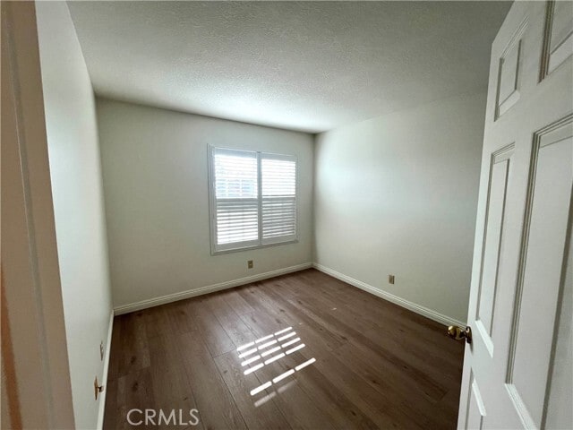 Building Photo - 926 Essex Rd