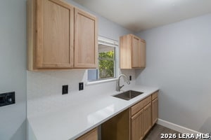 Building Photo - 5846 Castle Lance Dr