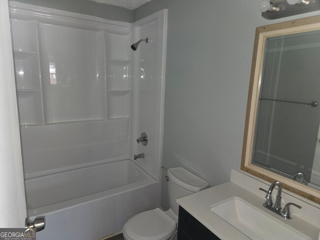 Building Photo - 6642 Wolf River Dr