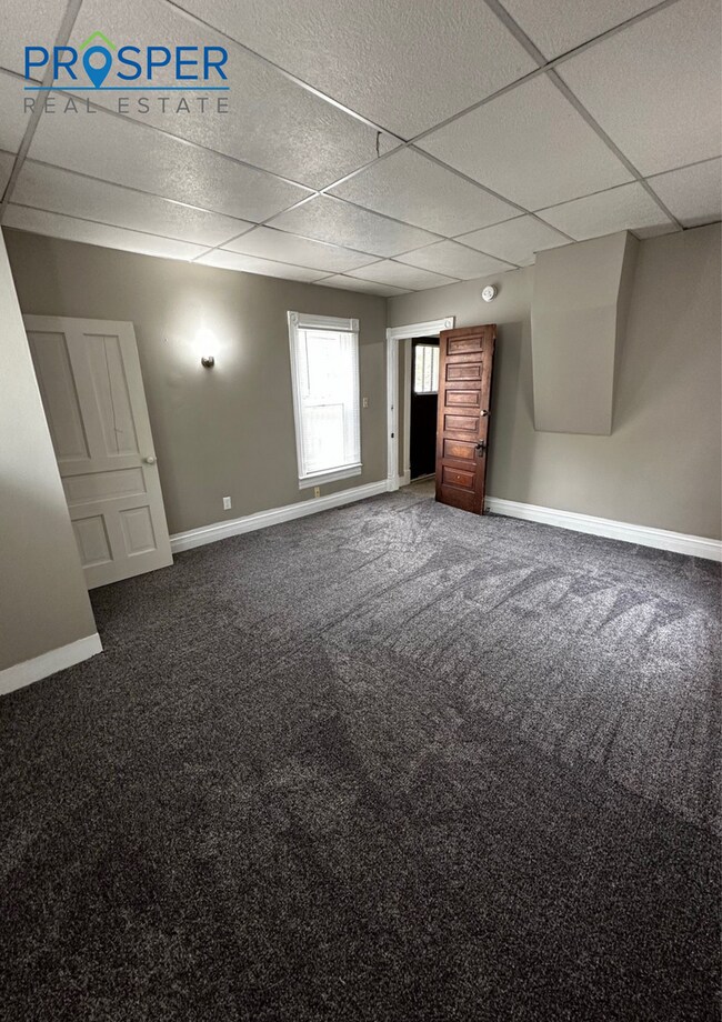 Building Photo - FA908X