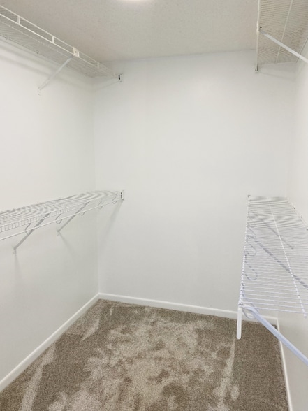 Building Photo - 200 S Sykes Creek Pkwy