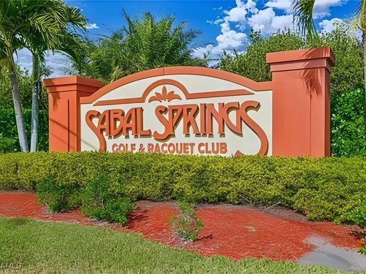 Building Photo - 3832 Sabal Springs Blvd