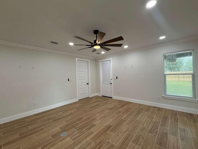 Building Photo - 361 County Line Rd