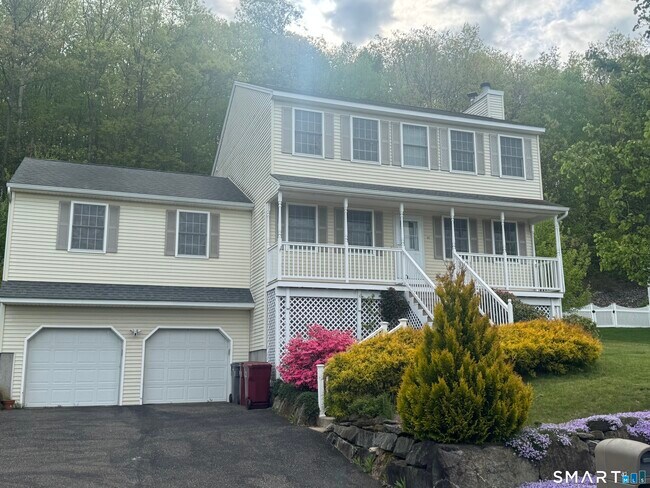 Building Photo - 32 Tyler Hill Rd