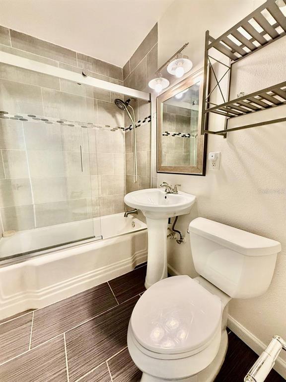 Building Photo - 4109 W Wallace Ave