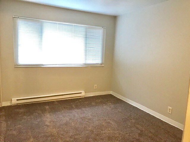 Building Photo - 7001 Rainier Ave S