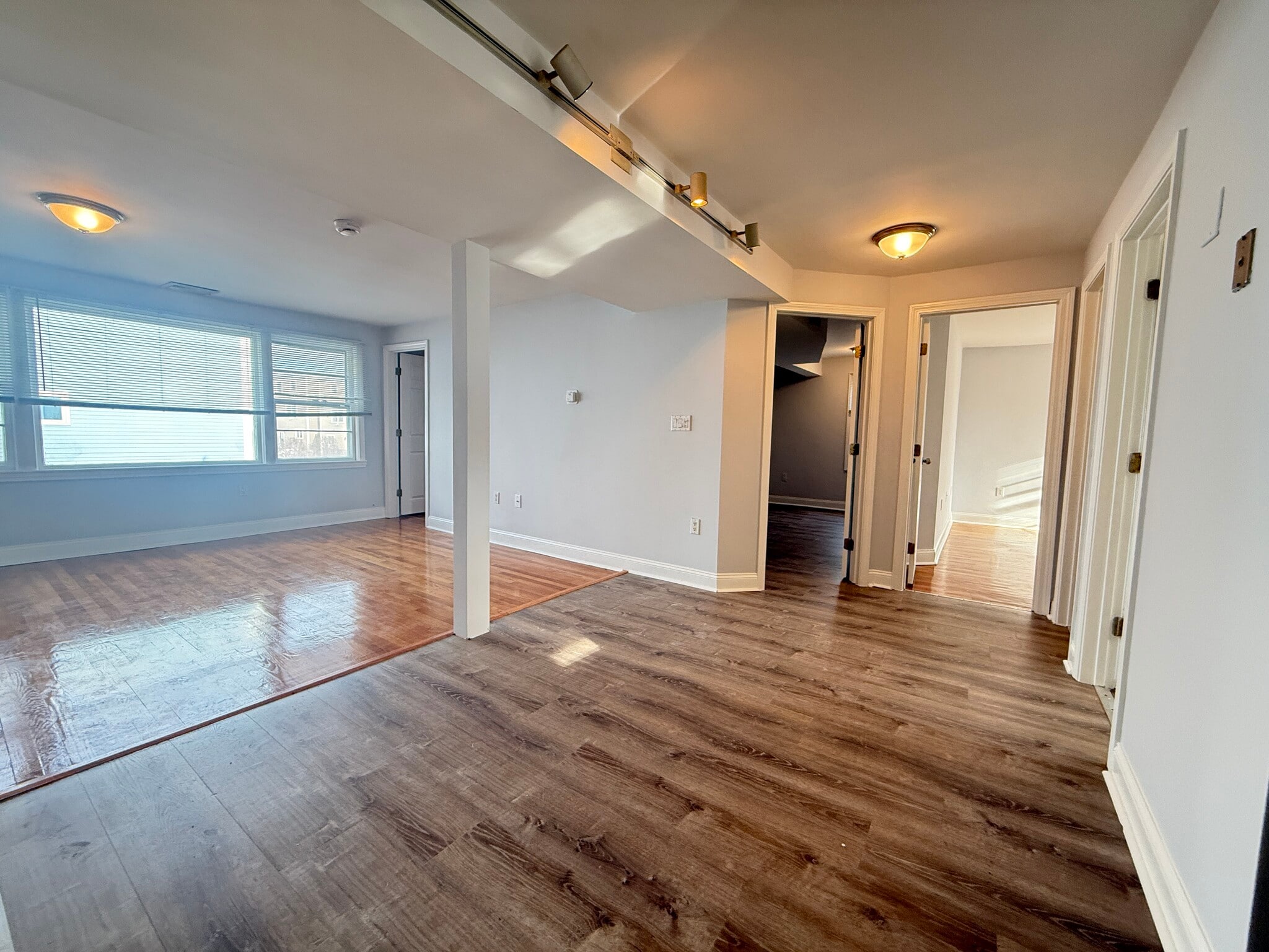 Building Photo - 43 May St