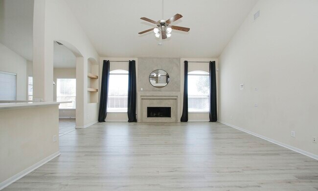 Building Photo - 17935 Gable Oak Ln