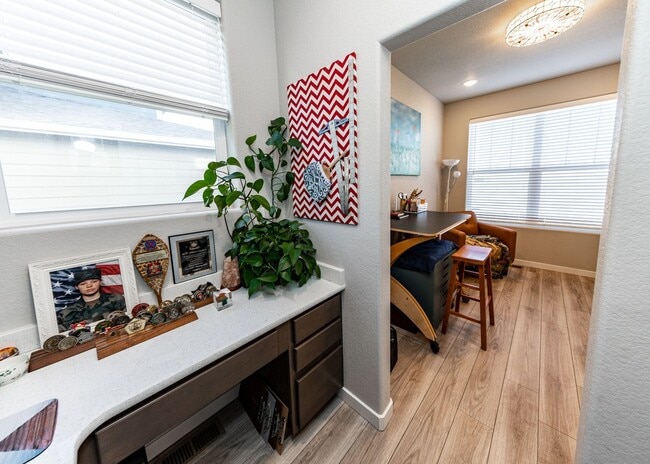 Building Photo - 7877 Buffalo Horn Dr