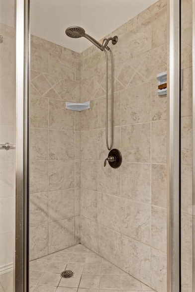 Building Photo - 104 Kings Way