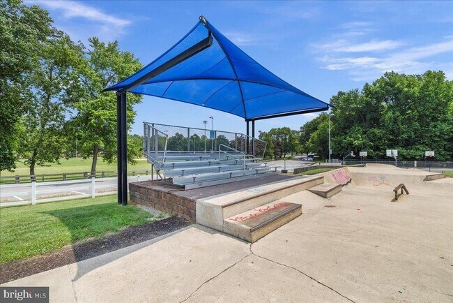 Building Photo - 15605 Everglade Ln
