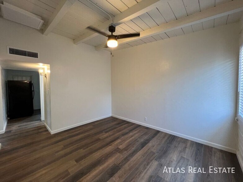 Building Photo - 26 E Glenn St