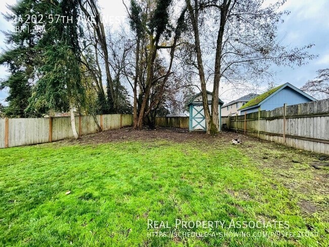 Building Photo - 24202 57th Ave W