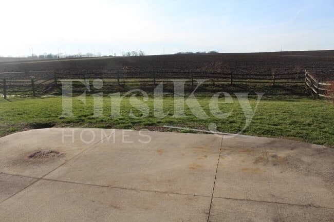 Building Photo - 10 S Burkhart Dr