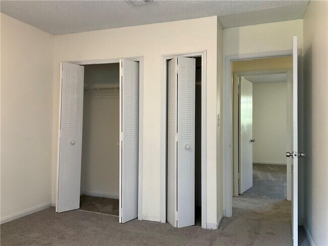 Building Photo - 6354 Shannon Pkwy