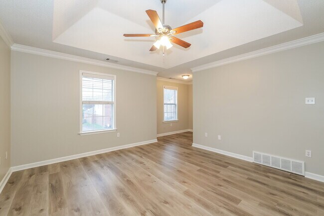 Building Photo - 787 Silver Sands Dr