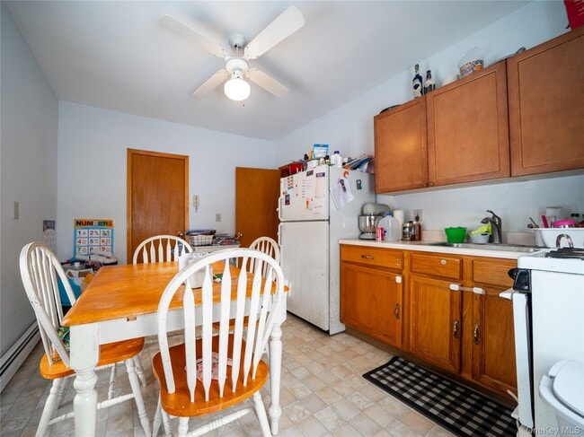 Building Photo - 130 Mahopac Ave