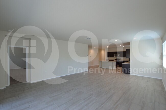 Building Photo - 4632 W Ginger Ave