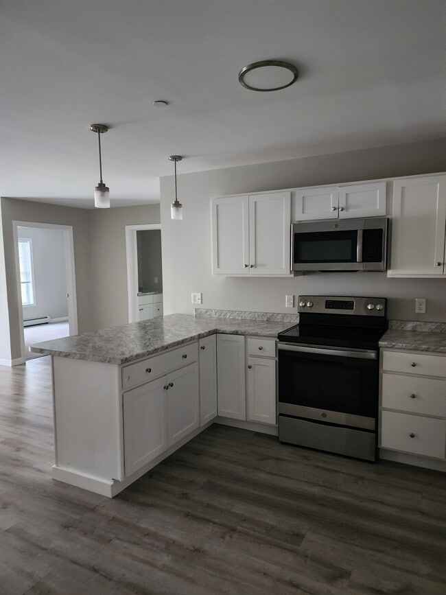 Building Photo - Wellington Court