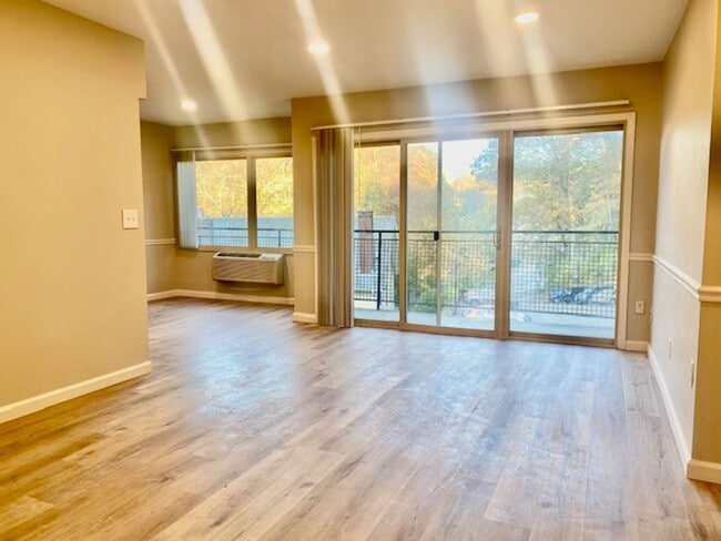 Floorplan - Linwood Towers