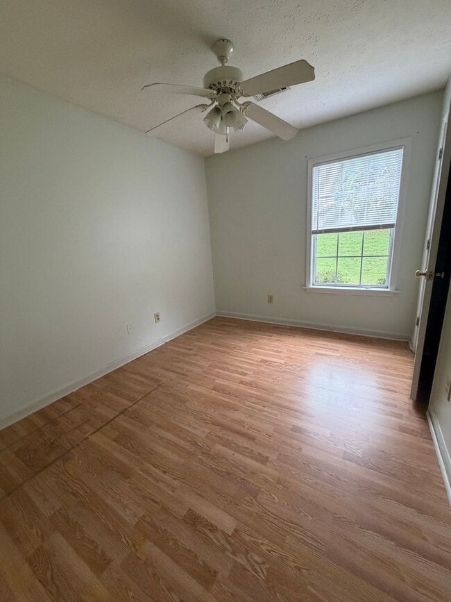 Building Photo - Harmon Estates Available Now!
