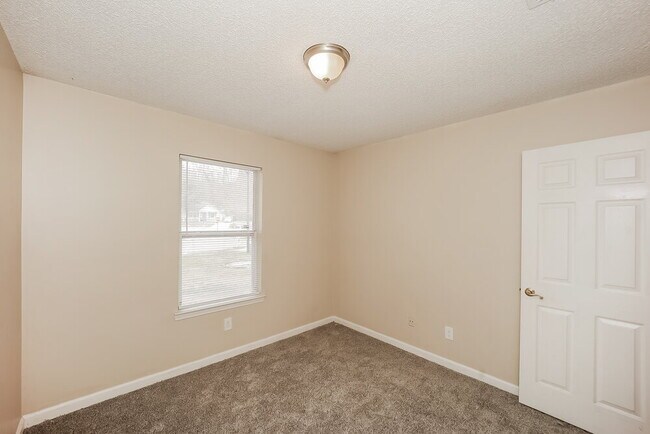 Building Photo - 705 Addy Cove