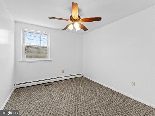 Building Photo - 912 Bergen St