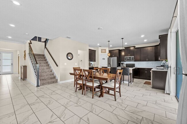 Building Photo - 14807 Winter Stay Dr