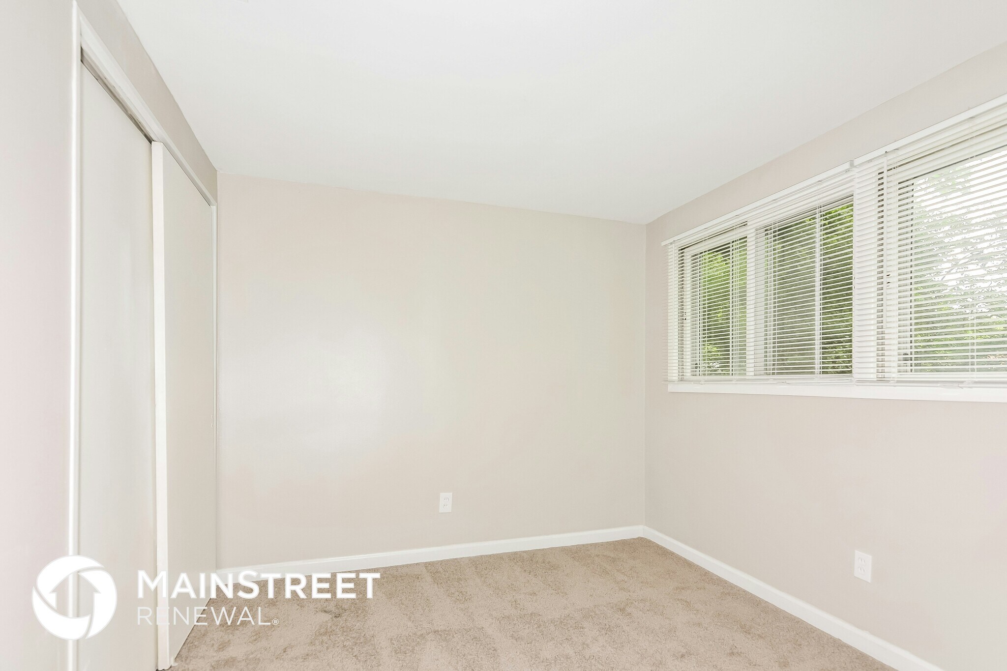 Building Photo - 2280 St Catherine St